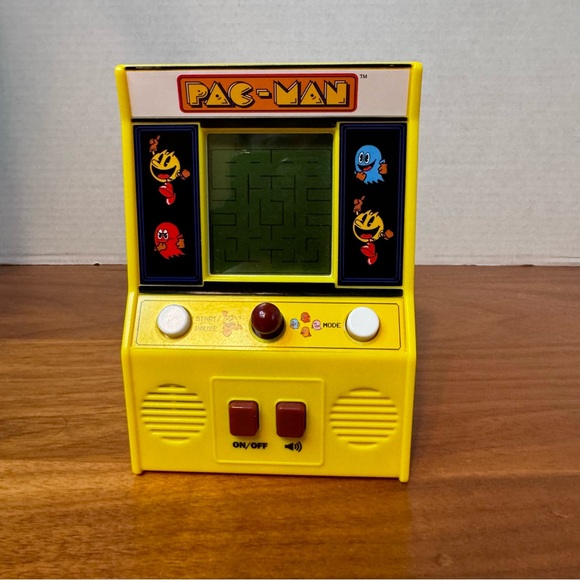 Pac-Man 2016 Retro Mini Arcade Machine Bandai Namco #09521 Tested Works - Picture 7 of 7